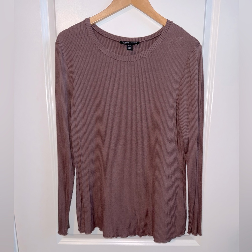 Mac and Me Women’s XL Mauve Ribbed Long Sleeve Top – EUC